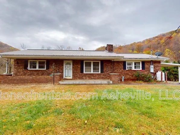 160 Beaverdam Loop Rd, Candler, NC 28715