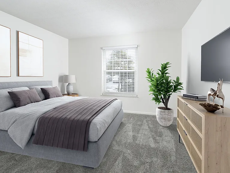 Pointe at Northern Woods — Photo 17