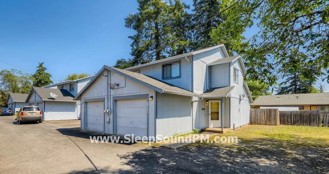 2 bed, 2.0 bath, 1034 sqft, $1,799 — Photo 1