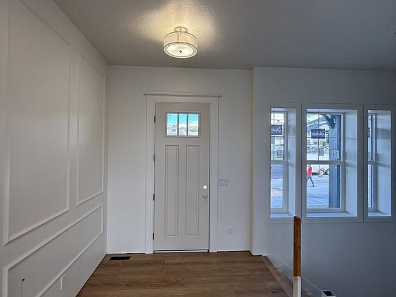 2nd image of 2097 Legacy Dr