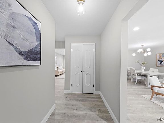 2nd image of 14874 Mondoubleau Ln