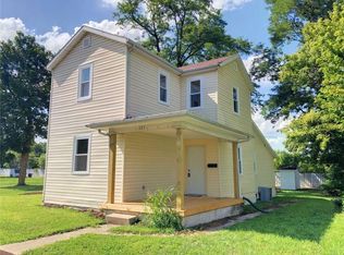224 W 2nd St, Anderson, IN 46016