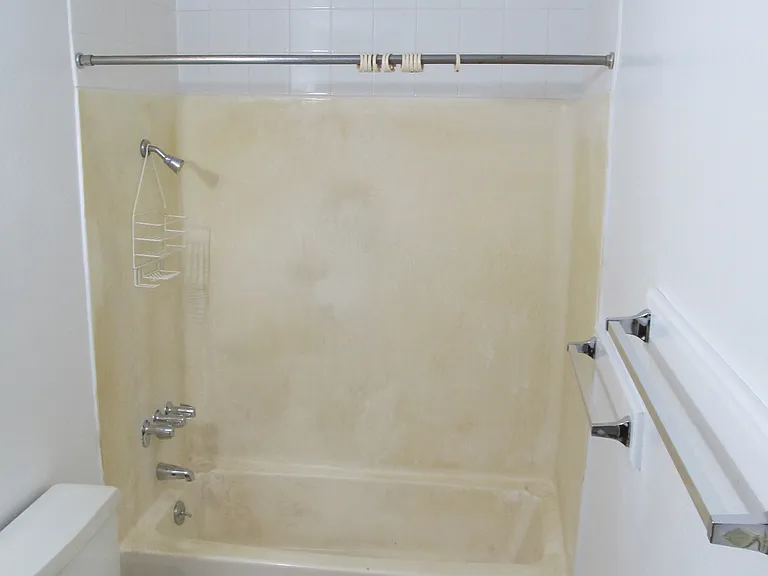6145 Onyx Ave — Photo 2