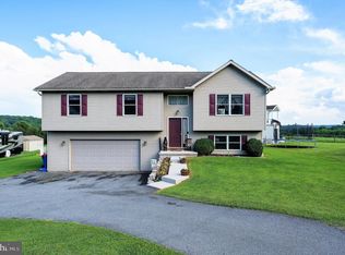 4866 Zeiglers Church Rd, Spring Grove, PA 17362