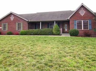 2173 Derbyshire Ln, Cape Girardeau, MO 63701