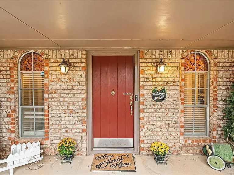 11521 Carriage Dr — Photo 8