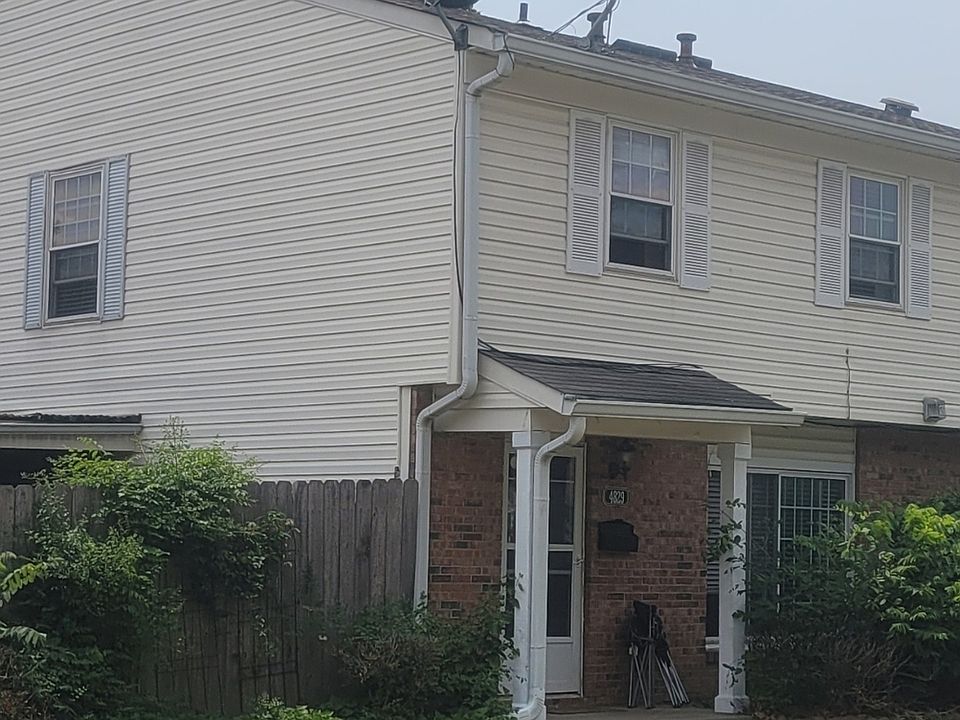 1st image of 4829 Oakwood Trl