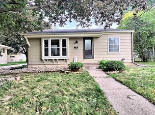 2216 Hamilton St, Oshkosh, WI 54901