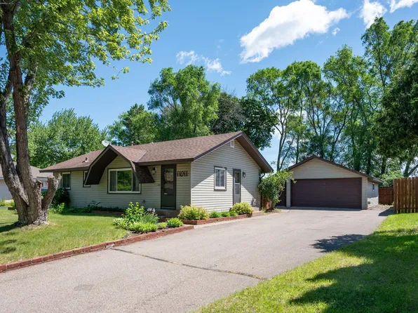 11011 Wren St NW, Coon Rapids, MN 55433