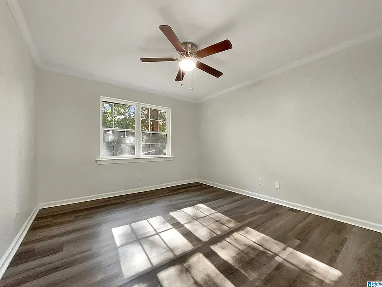 2052 Montreat Cir #2052 — Photo 10