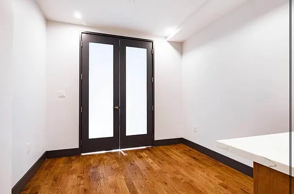 Rented by Hagstrom Management Inc | media 10