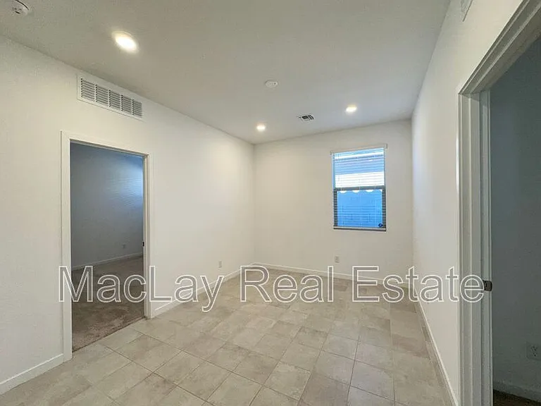 25361 N 144th Dr — Photo 14