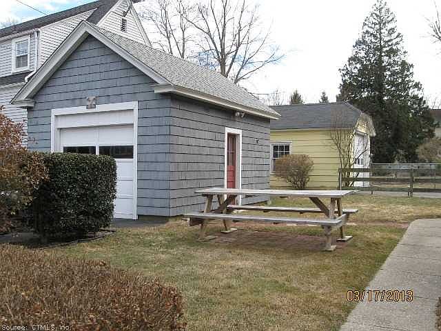 2nd image of 205 Ledyard St