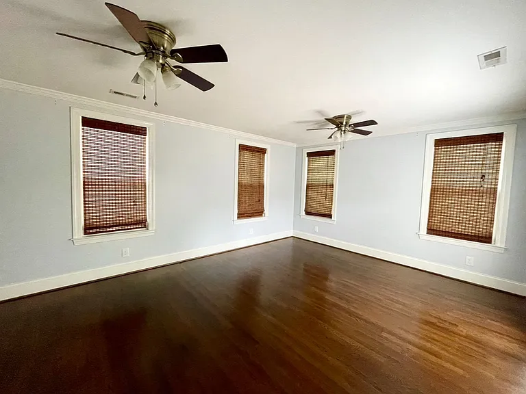3028 Hope Ave — Photo 10