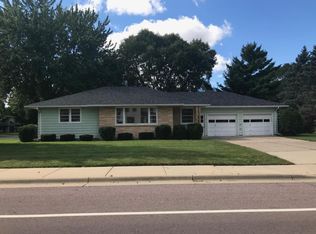 506 1st Ave SE, New Prague, MN 56071