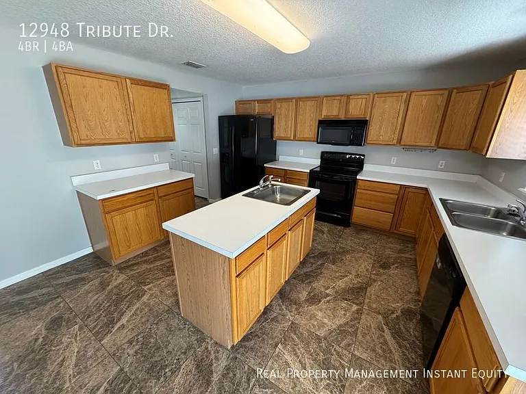 12948 Tribute Dr — Photo 4