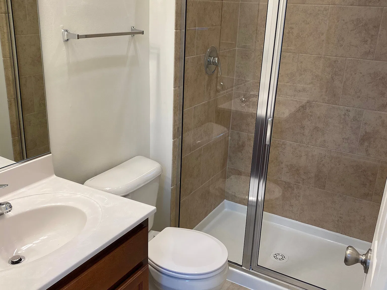 1 bed, 600 sqft, $1,900 — Photo 4