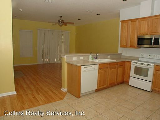 2nd image of 660 Grand Parke Dr