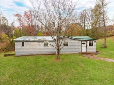 3236 9th Avenue Dr NW, Hickory, NC, 28601
