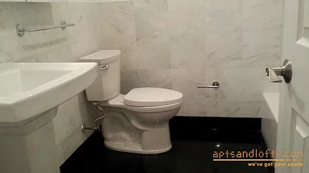 Rented by aptsandlofts.com