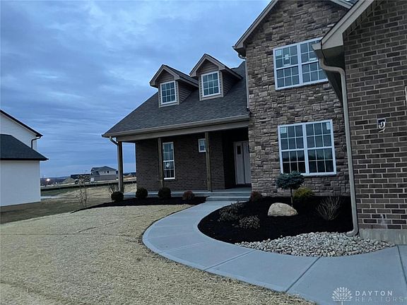 2nd image of 102 Shyla Ct