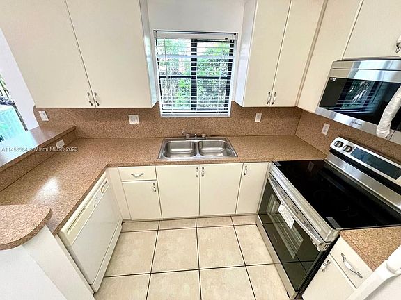 4th image of 22931 SW 88th Pl Unit 106