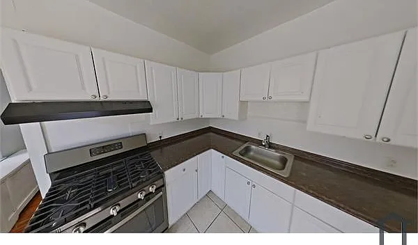 4 bed, $1,650 — Photo 3