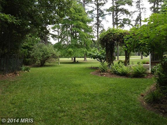 Side of home to golf course