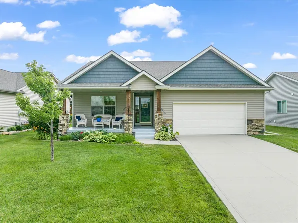 2501 NE Ewing Ct, Grimes, IA 50111
