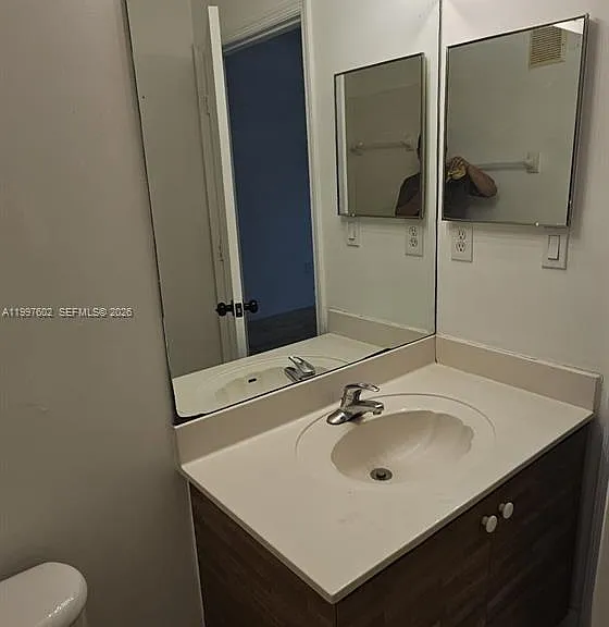 935 NE 33rd Ter #204 — Photo 17