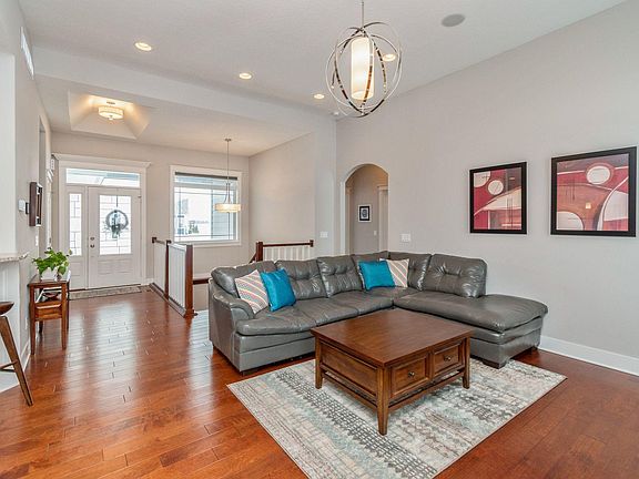 4th image of 2902 Weston Dr
