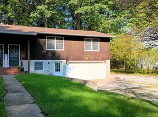 18069 Meyers Dr, Spring Lake, MI 49456