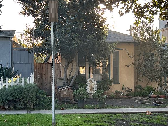 3rd image of 1706 S Sherbourne Dr