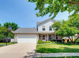 5307 Lindenwood Cir, Plainfield, IL 60586