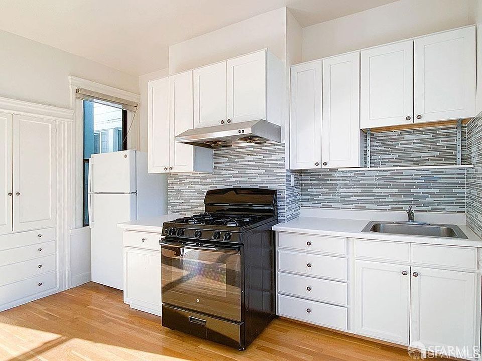 1st image of 527 Union St