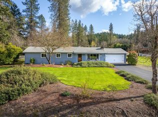 111 Espey Rd, Grants Pass, OR 97527