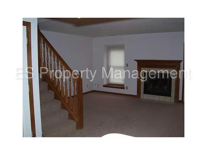 5430 Bay Harbor Dr photo 1