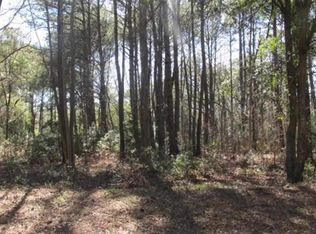 677 Seaside Rd, Saint Helena Island, SC 29920