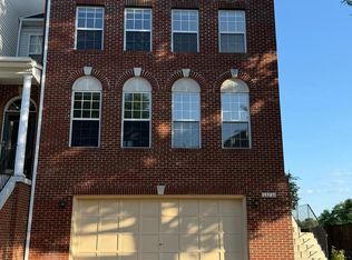 13210 Goose Pond Ln, Fairfax, VA 22033