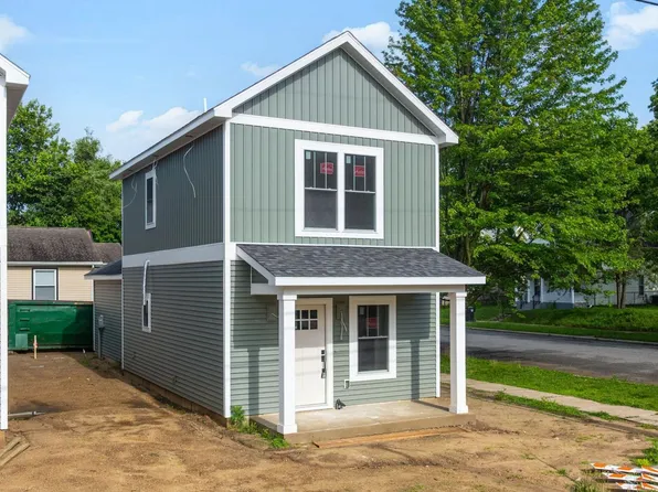 581 N Arthur St, South Bend, IN 46617