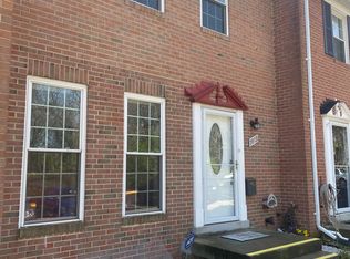 7803 Beard Ct, Falls Church, VA 22043