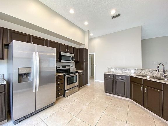 5th image of 4446 Drayton Ln