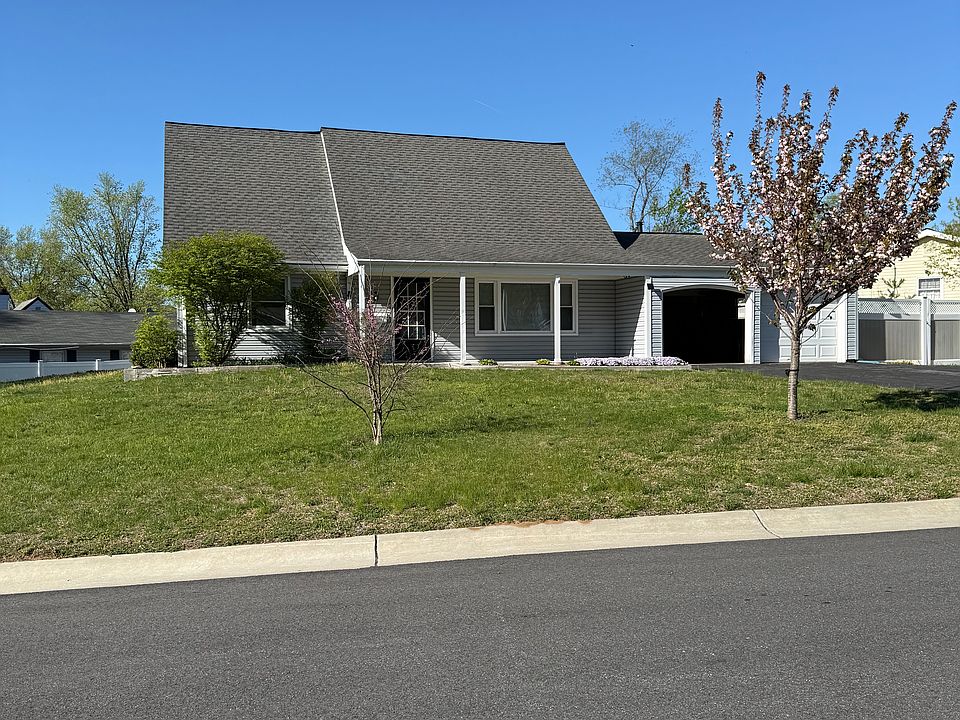 1st image of 13500 Ivy Way