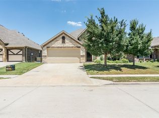 1313 Elkford Ln, Justin, TX 76247