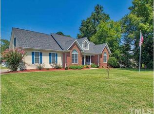 4528 Birnamwood Ct, Holly Springs, NC 27540