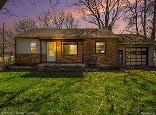 516 Roosevelt Ave, Mount Morris, MI