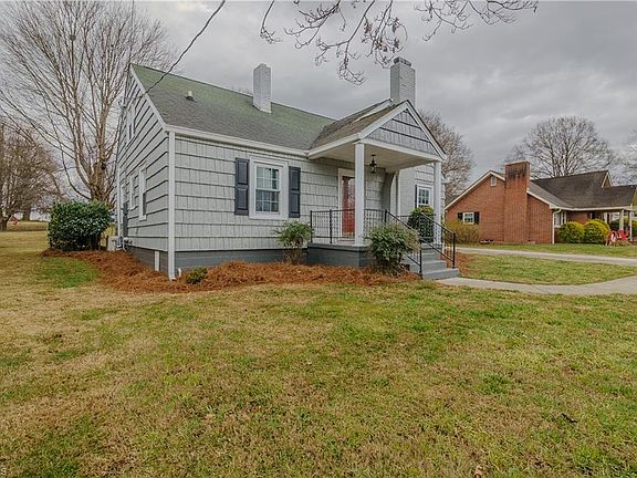 2nd image of 1534 Five Oaks Trl