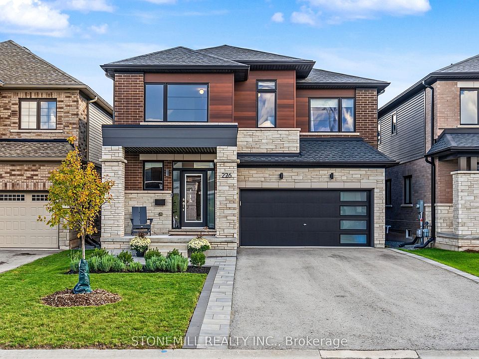 1st image of 226 Midland Pl