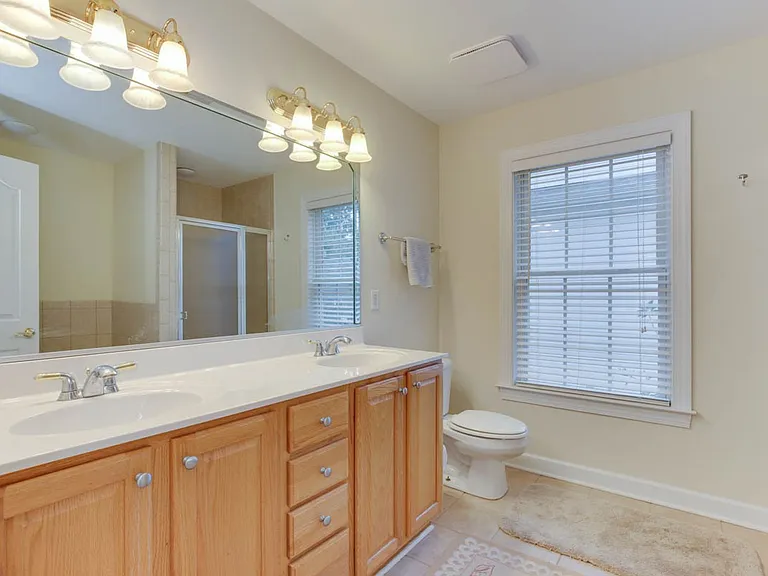4609 Town Creek Dr — Photo 25