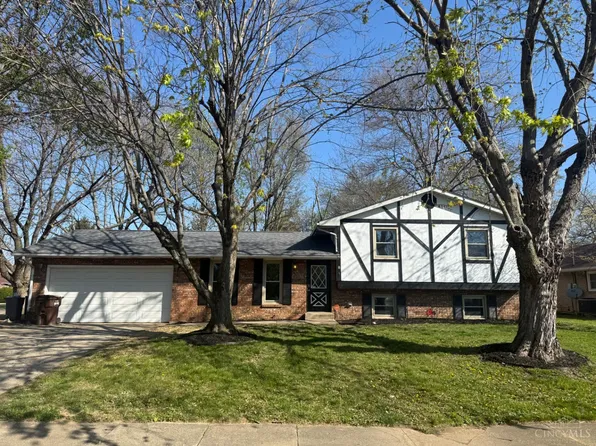 8 Oak Ave, Trenton, OH 45067